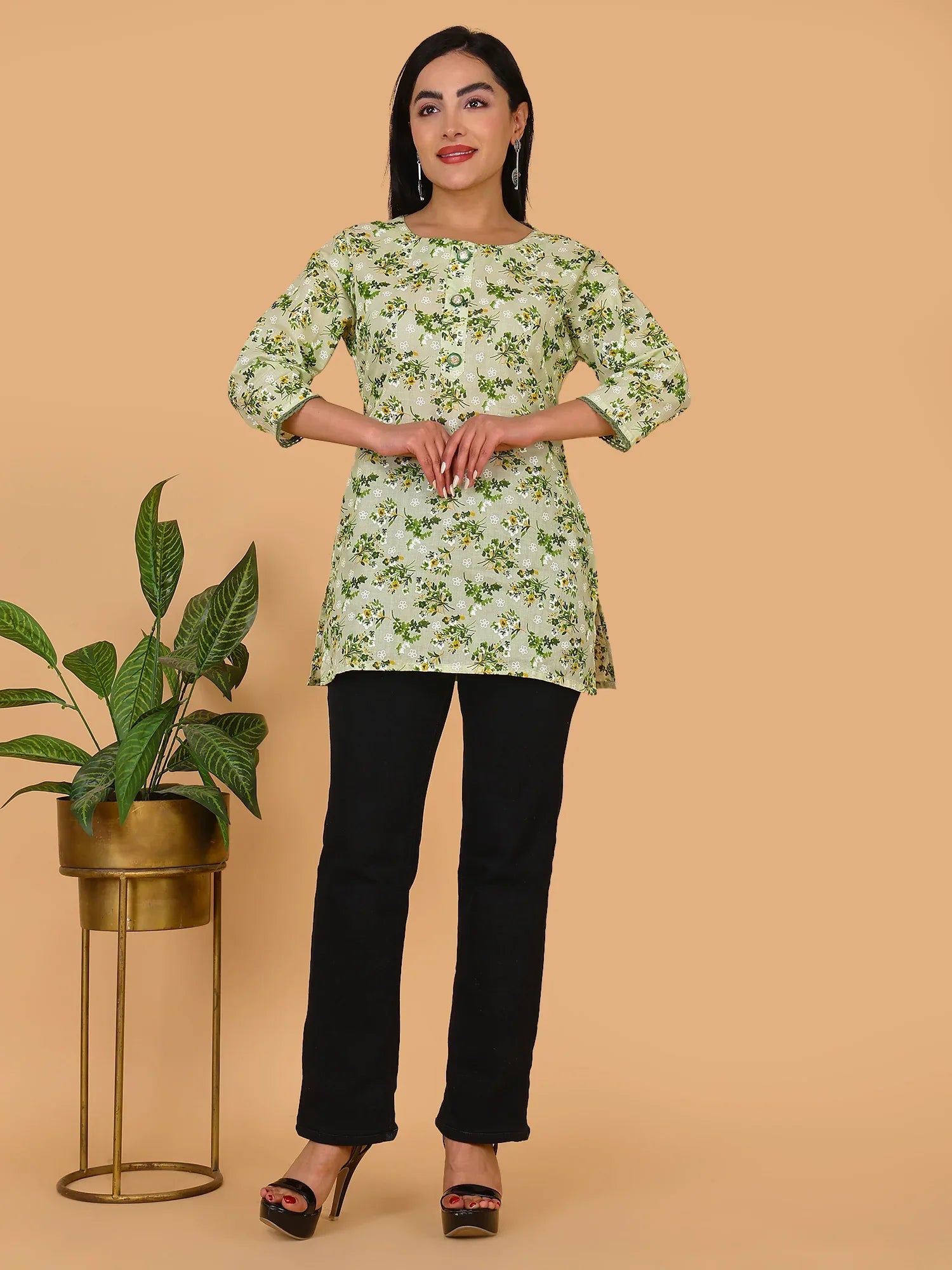 Sufiana Green Floral Print Cotton Short Kurti for Women - Sufiana