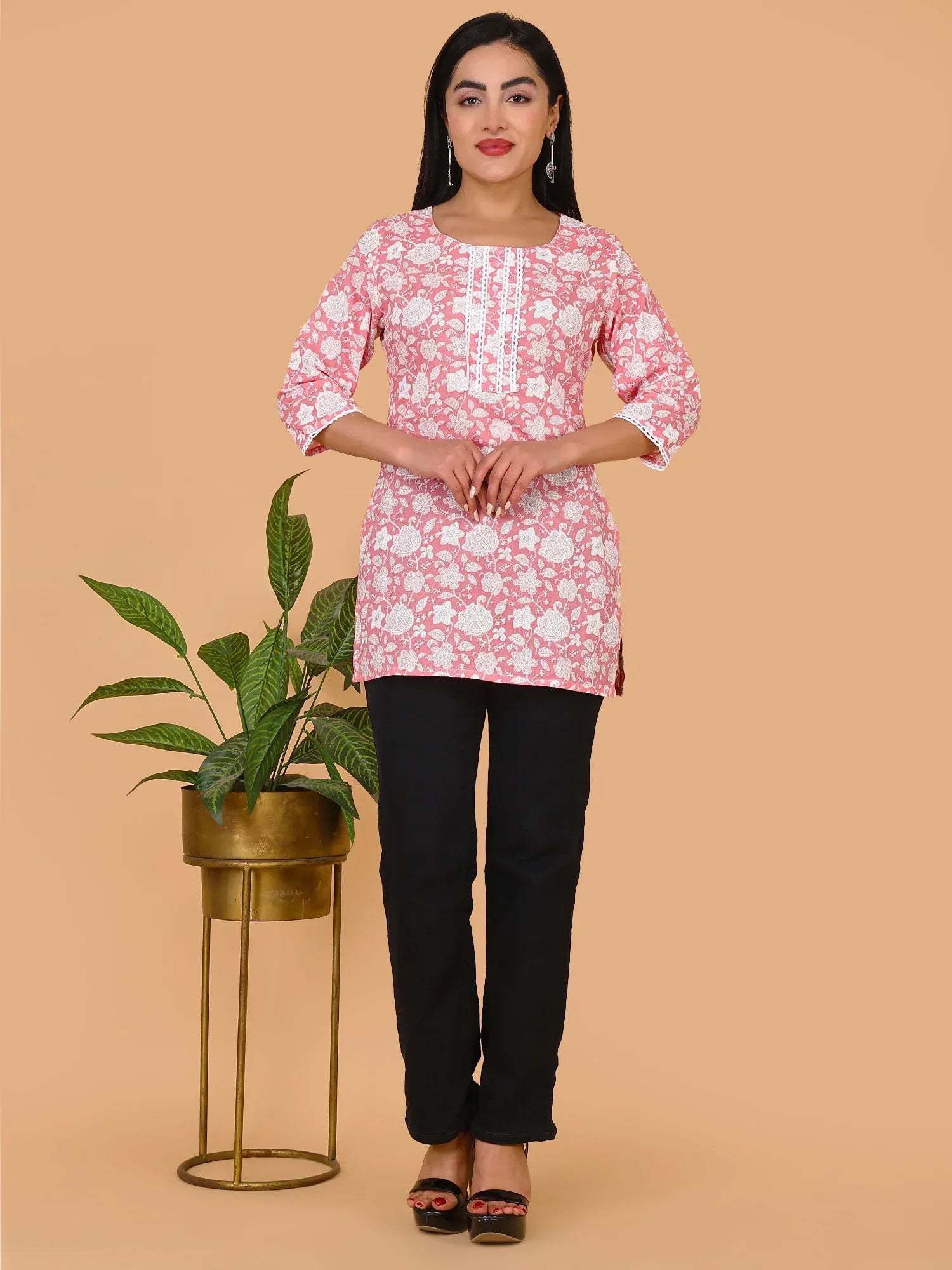 Sufiana Pink Floral Print Cotton Short Kurti for Women - Sufiana