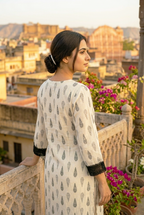 Sufiana Women White Pure Cotton Kurti with Black Lace Detailing | Stylish Printed Ethnic Kurta for Women